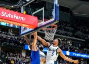 开云体育APP下载-独行侠横扫湖人，约基奇带队取胜