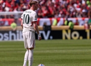 开云足球直播-曼联翻盘巴黎，穆勒统治全场