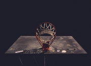 开云官方app入口-哈利伯顿的爆发与辽宁队的绝杀，篮球世界里的平行奇迹