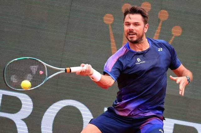 意大利网球队绝杀英国网球队,瓦林卡打破历史纪录 意大利网球队绝杀英国网球队,瓦林卡打破历史纪录