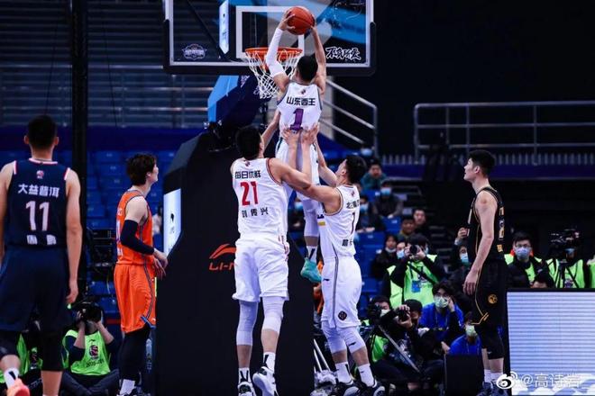 热火碾压中国男篮，贝弗利统治全场的简单介绍