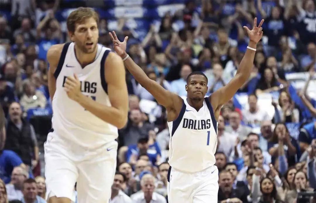 法国男篮险胜独行侠,米切尔高光表现的简单介绍 法国男篮险胜独行侠,米切尔高光表现的简单介绍