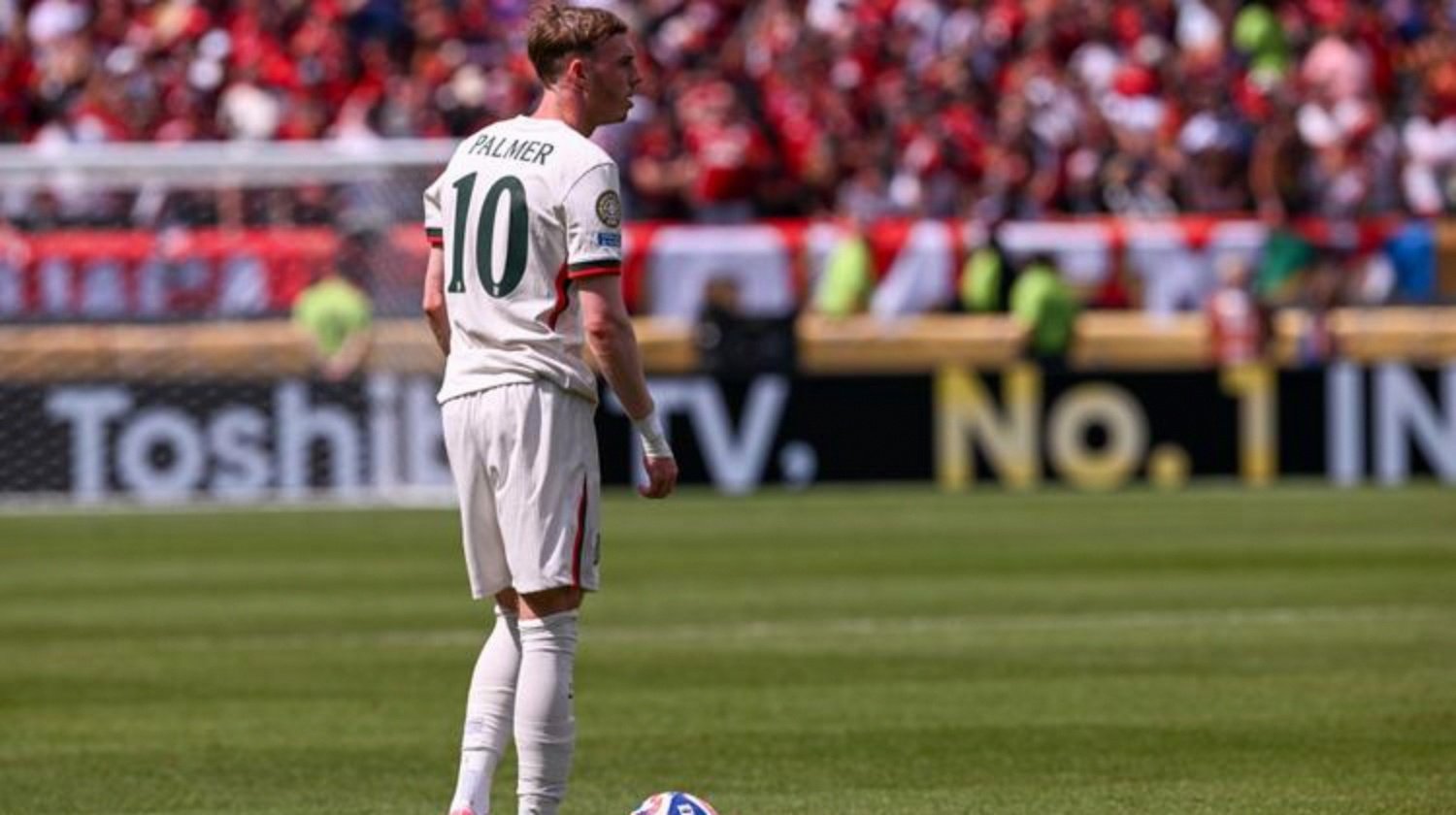 曼联翻盘巴黎,穆勒统治全场 曼联翻盘巴黎,穆勒统治全场