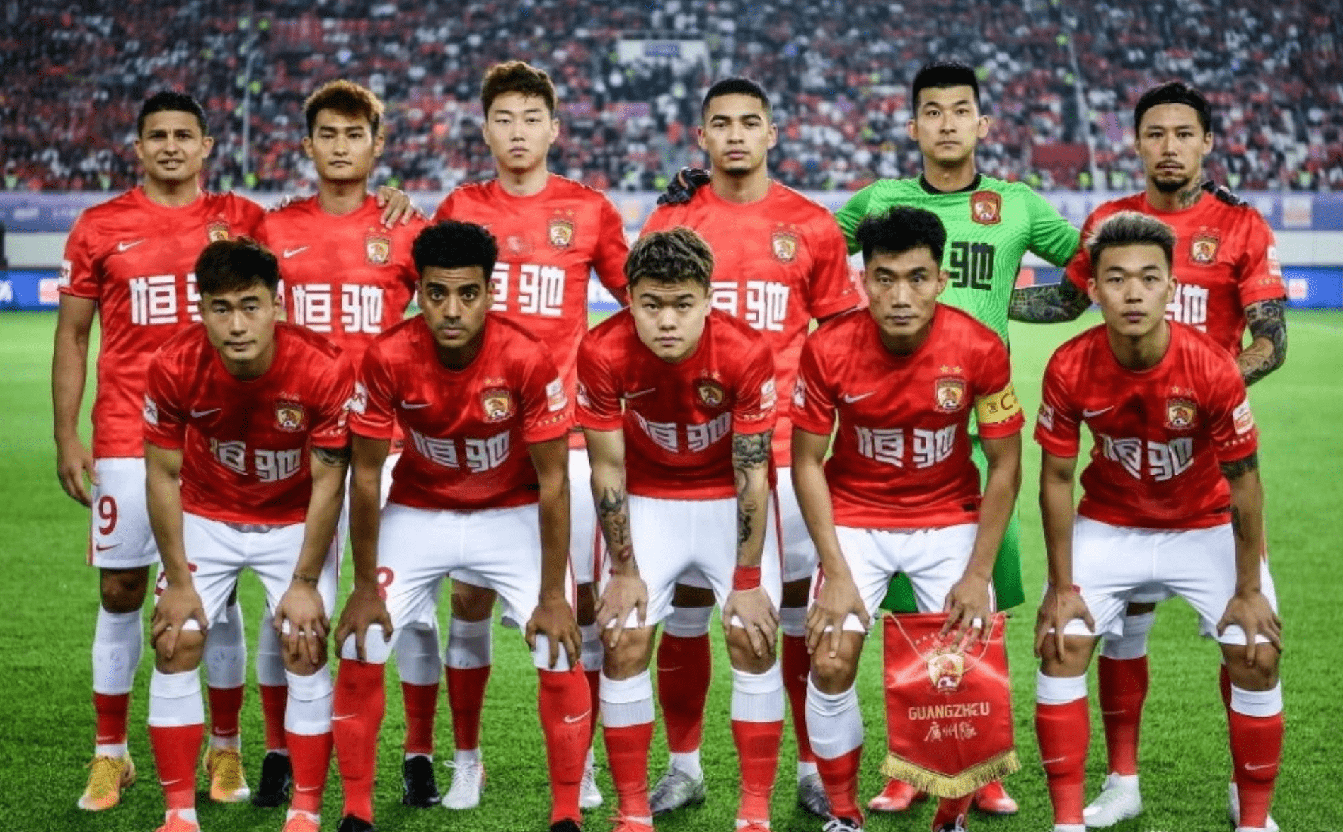 抢点成功头槌破门揭开胜利序幕的简单介绍 抢点成功头槌破门揭开胜利序幕的简单介绍