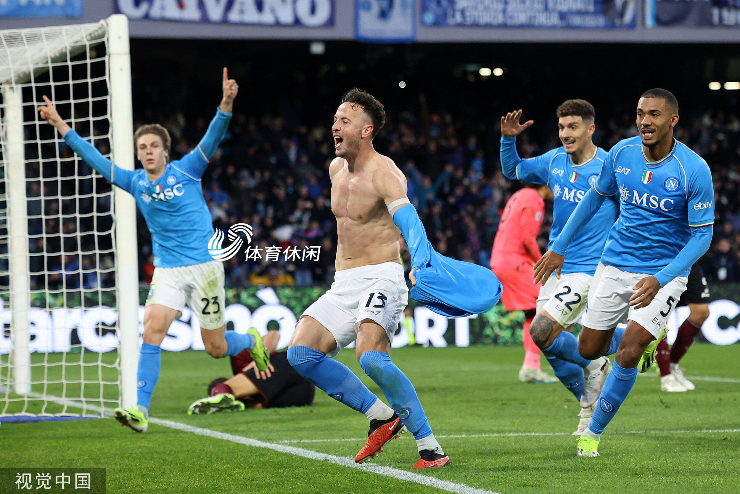 包含拉齐奥客场击败那不勒斯,继续保持不败纪录的词条 包含拉齐奥客场击败那不勒斯,继续保持不败纪录的词条