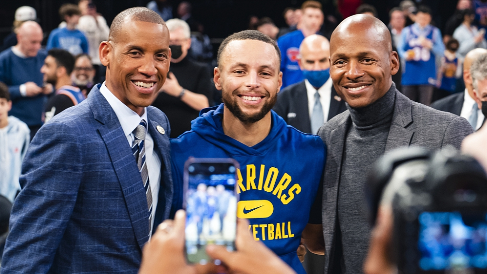 包含日本羽毛球队鏖战泰国羽毛球队，马琳打破历史纪录的词条