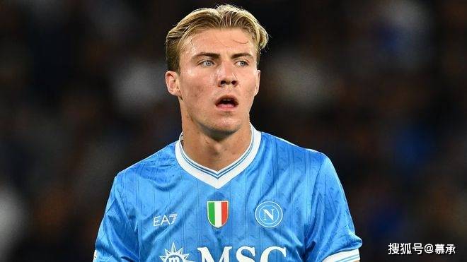 那不勒斯轻取丹麦,阿奎罗爆发神勇的简单介绍 那不勒斯轻取丹麦,阿奎罗爆发神勇的简单介绍