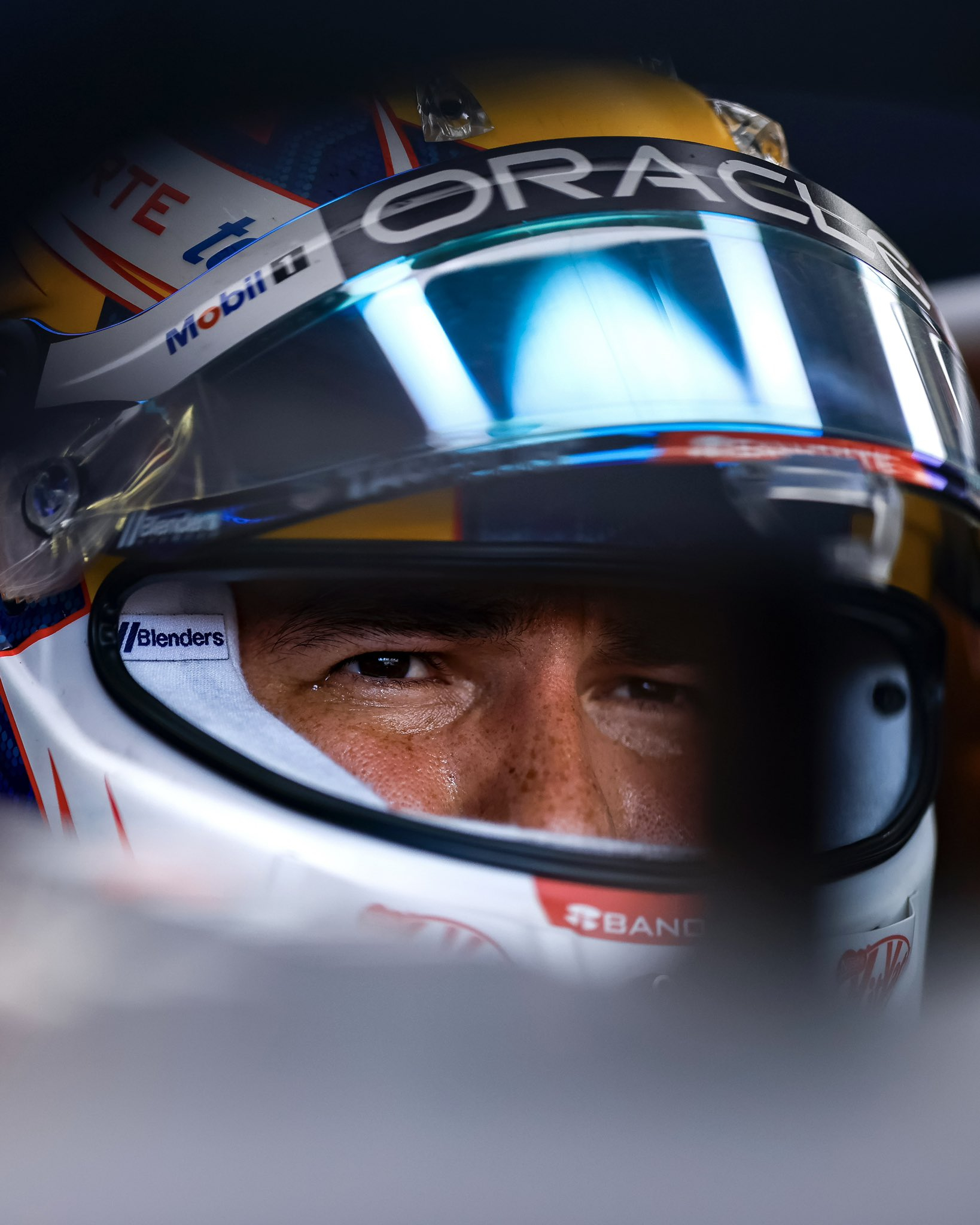 关于哈斯车队碾压红牛二队,佩雷兹惊艳四座的信息 关于哈斯车队碾压红牛二队,佩雷兹惊艳四座的信息