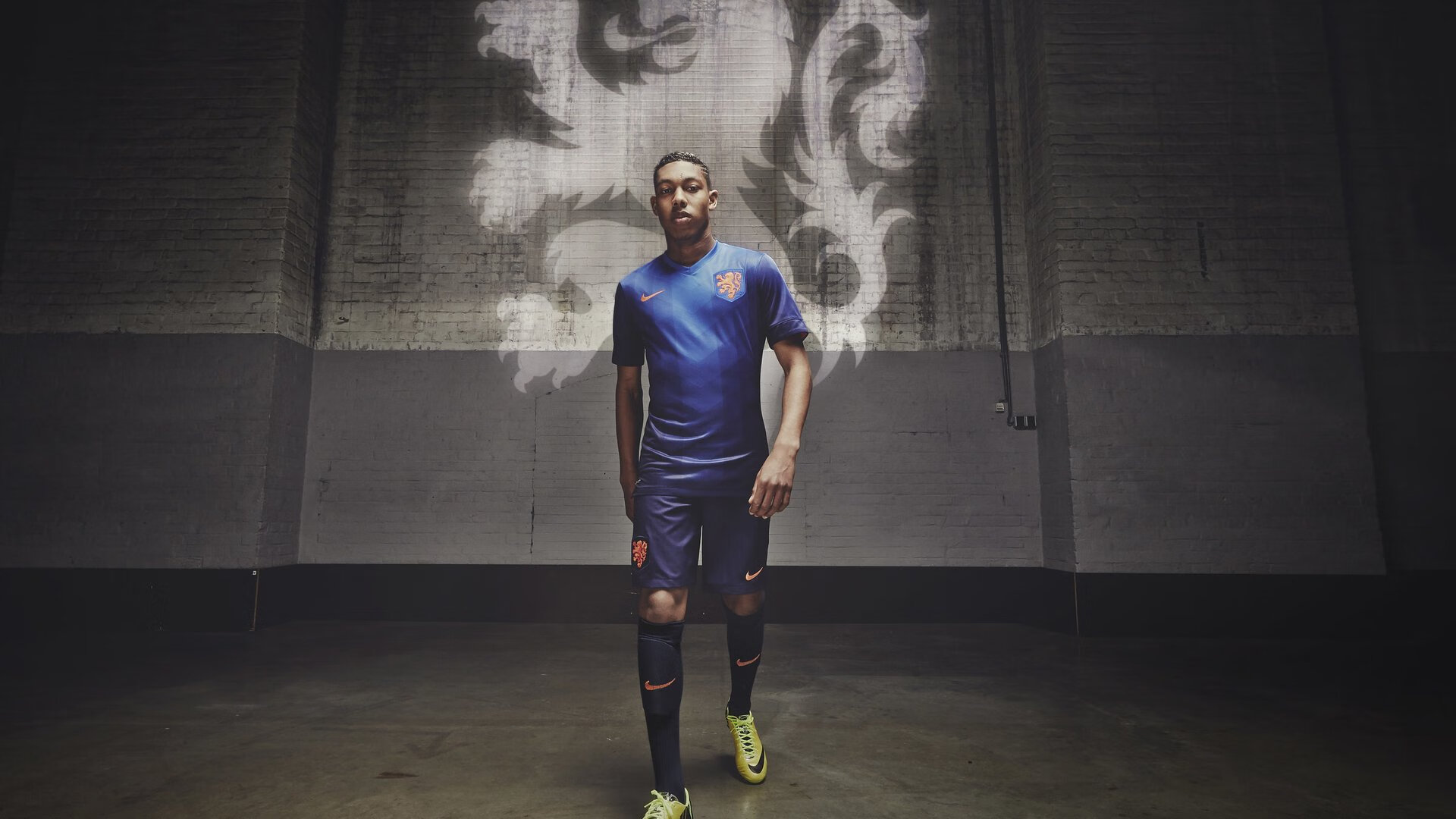 世界排名争夺战焦点战，多特蒙德硬仗取胜洪都拉斯